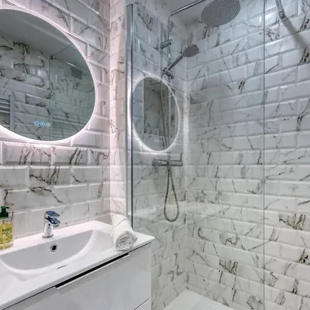 Apartman The Climbing - Caserne De Bonne